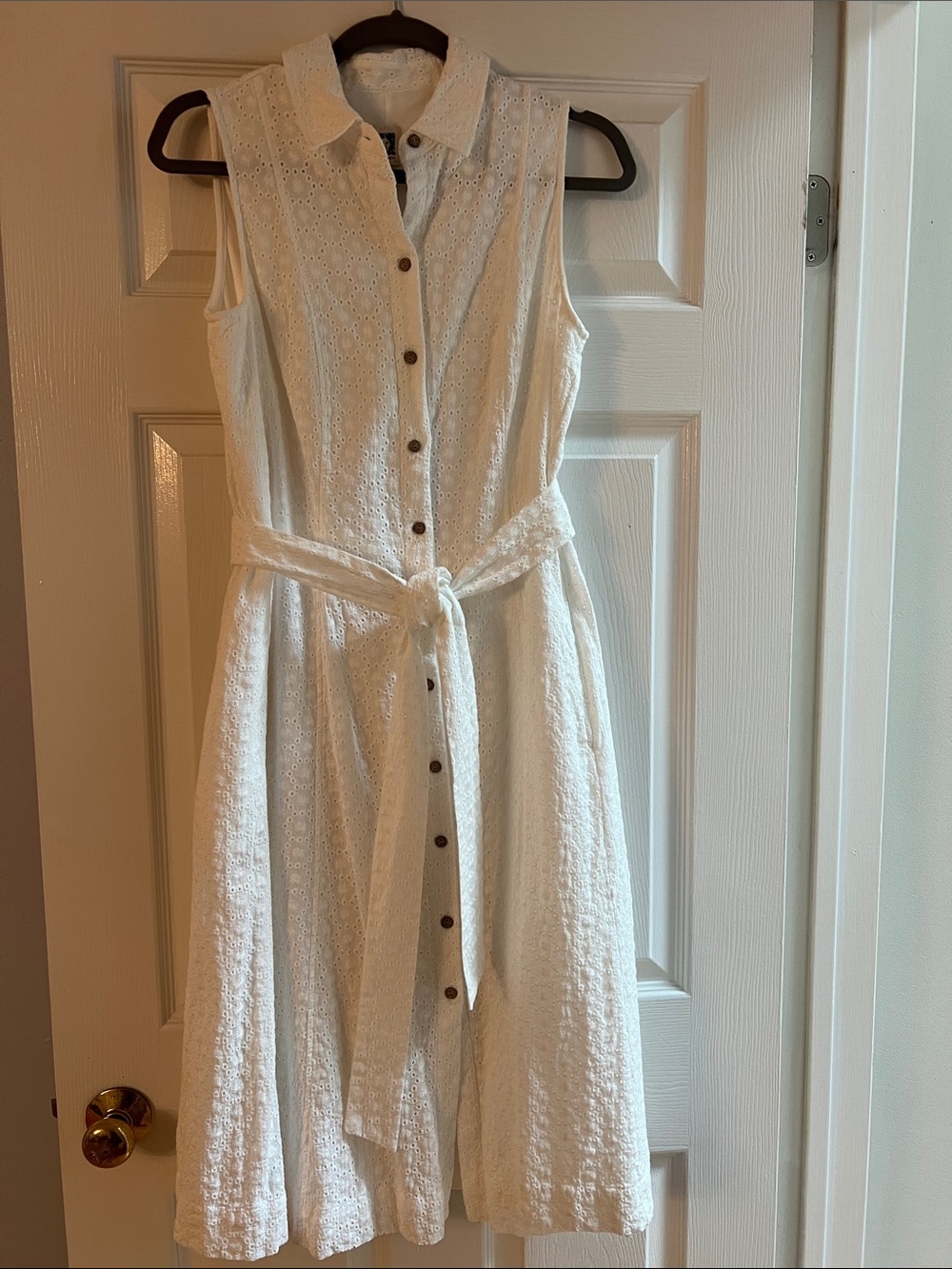 Anne Klein White Sleeveless Eyelet Button-Front Midi Dress